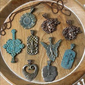 ✅deleting soon✅ Pendant Collection fleur de Lis, Medusa, fairy, mixed metals